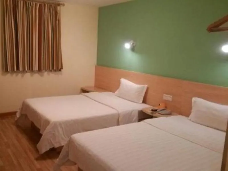 7Days Inn Zhuhai Xiangzhou Mall China